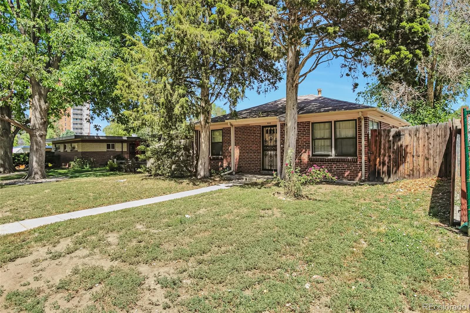 MLS Image #16 for 832  dahlia street,denver, Colorado