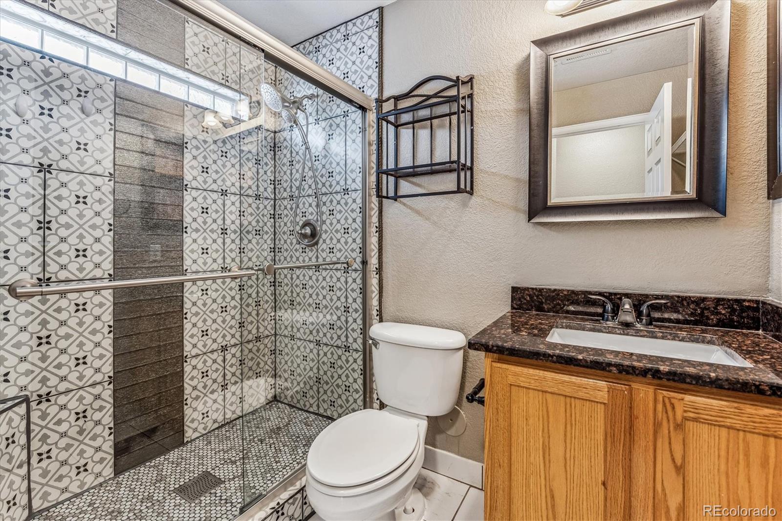 MLS Image #11 for 20564 e 47th avenue,denver, Colorado