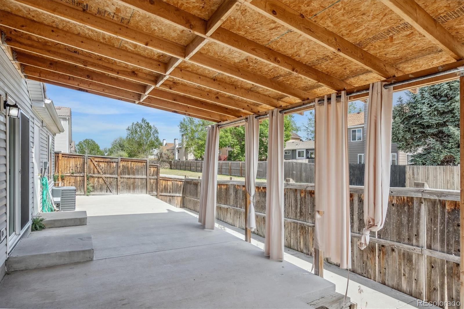 MLS Image #18 for 20564 e 47th avenue,denver, Colorado