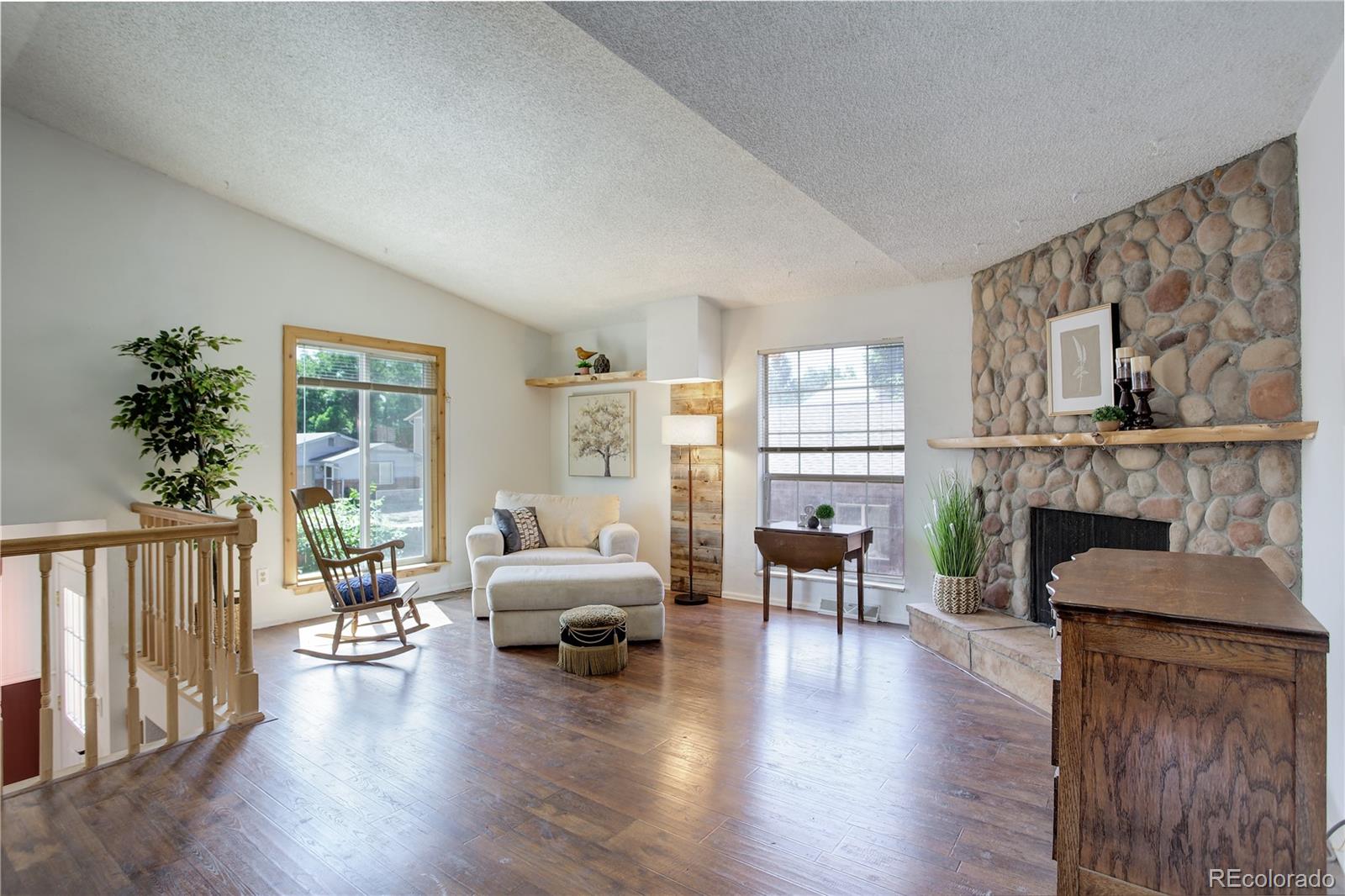 MLS Image #3 for 1805  lincoln drive,longmont, Colorado