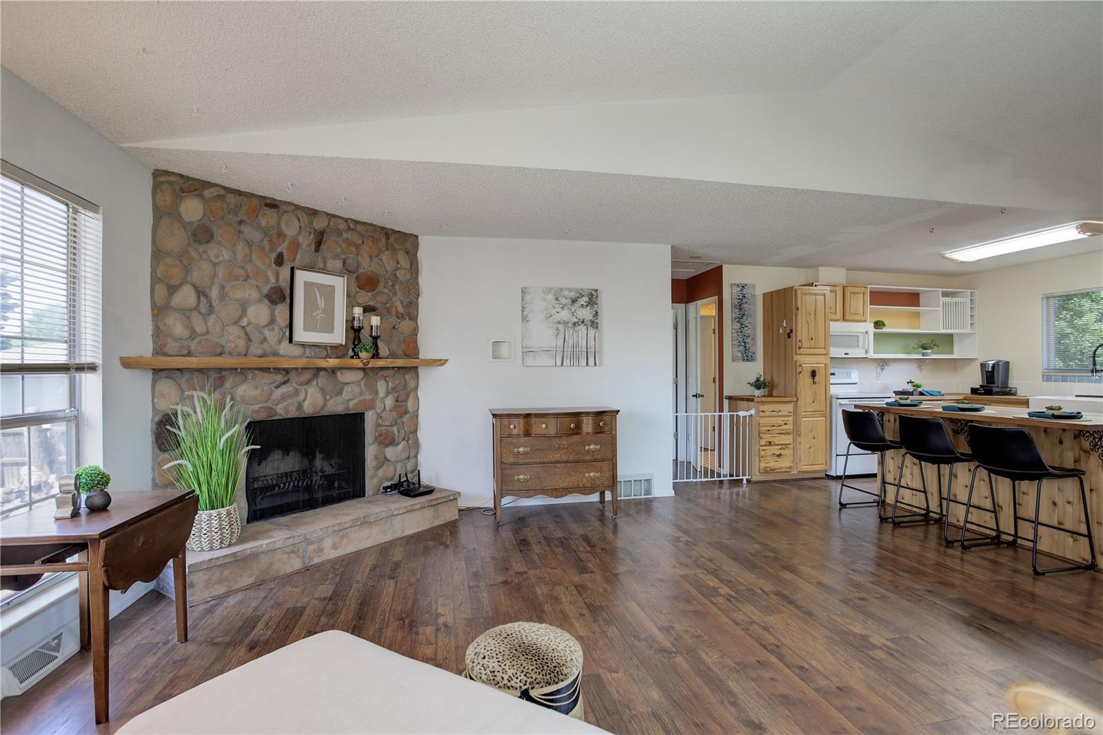 MLS Image #5 for 1805  lincoln drive,longmont, Colorado