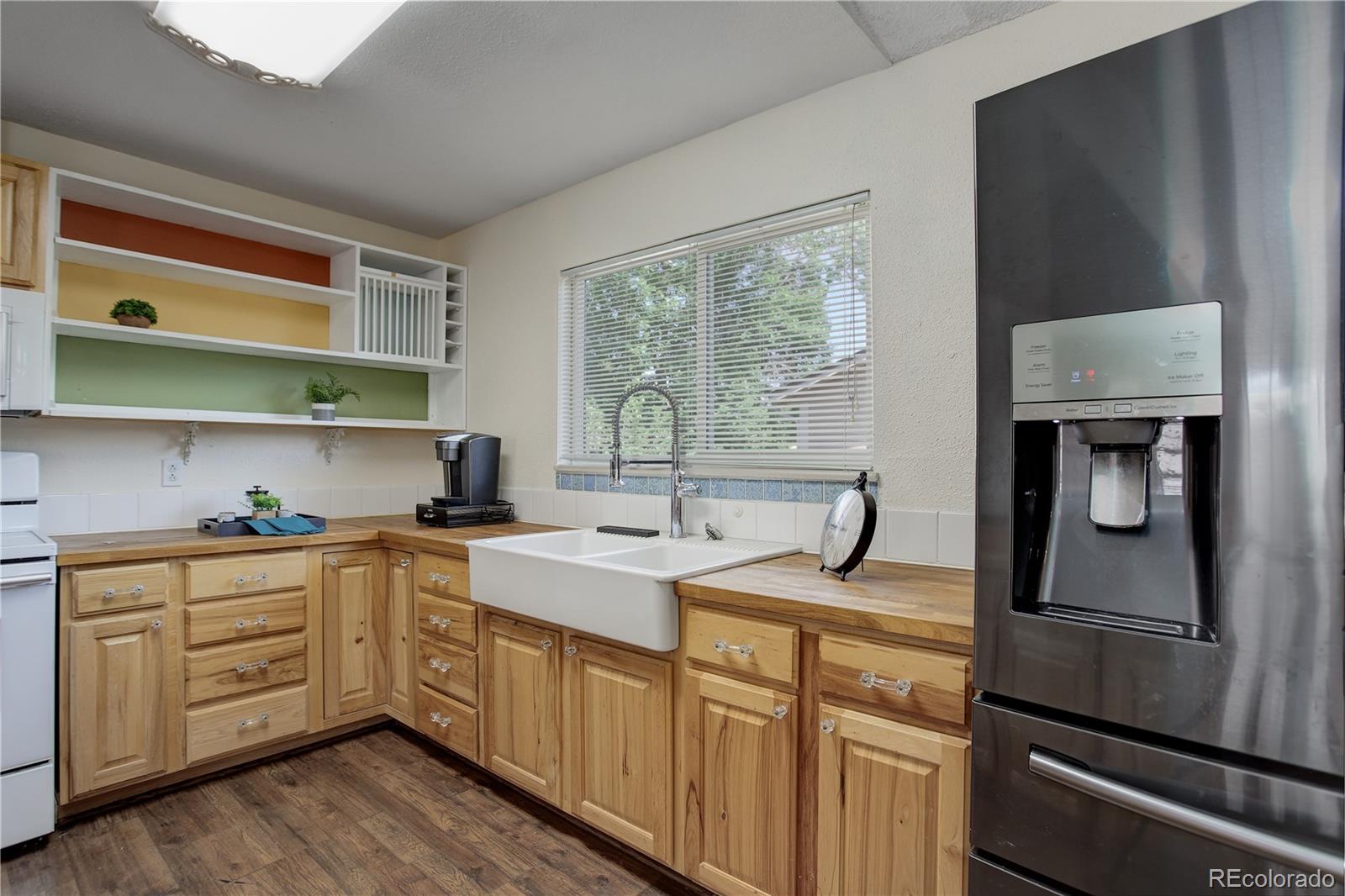 MLS Image #7 for 1805  lincoln drive,longmont, Colorado