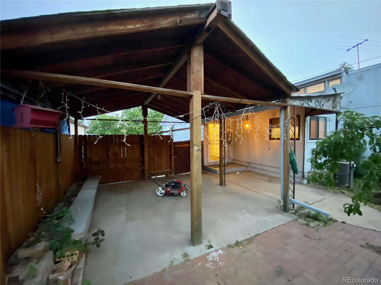 MLS Image #24 for 4928  adams street,denver, Colorado