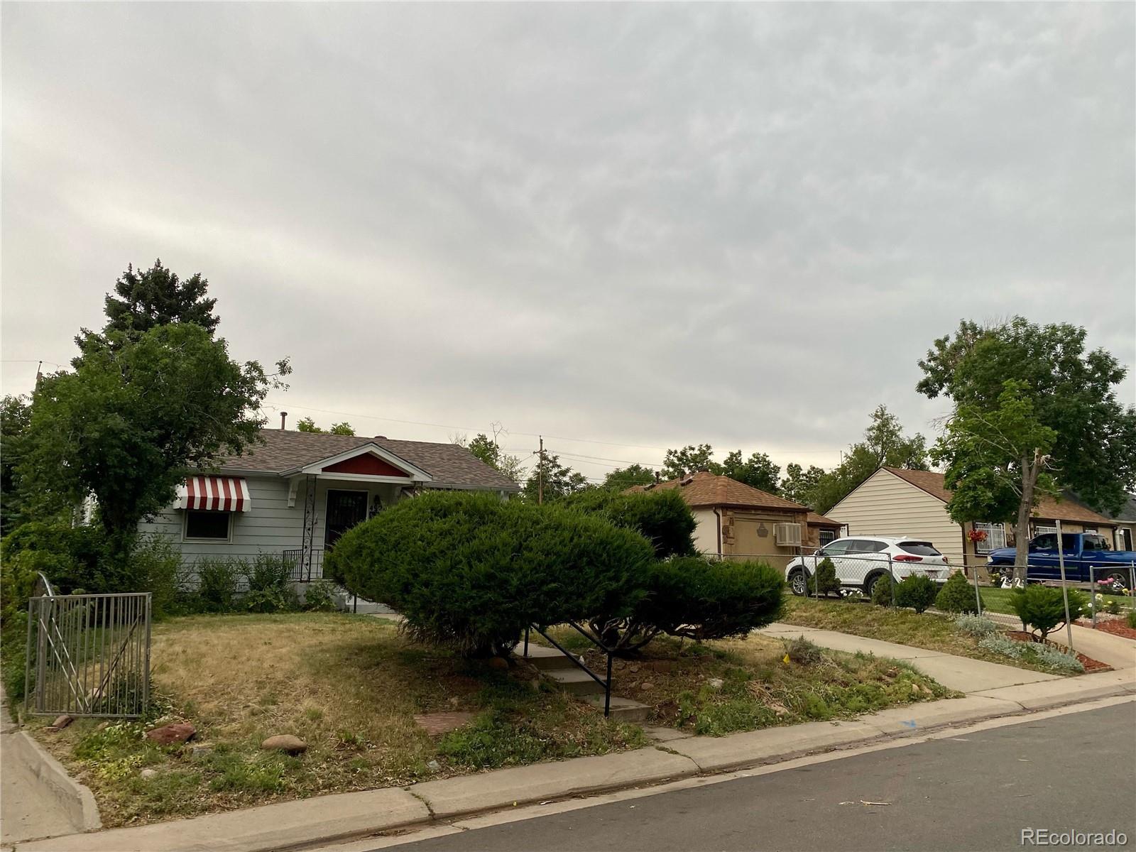 MLS Image #3 for 4928  adams street,denver, Colorado