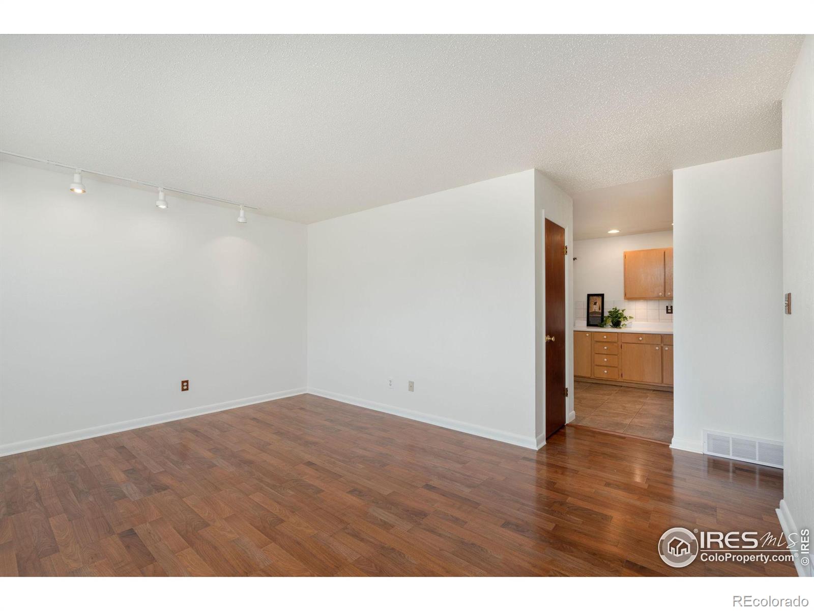 MLS Image #3 for 228  ley drive,la salle, Colorado