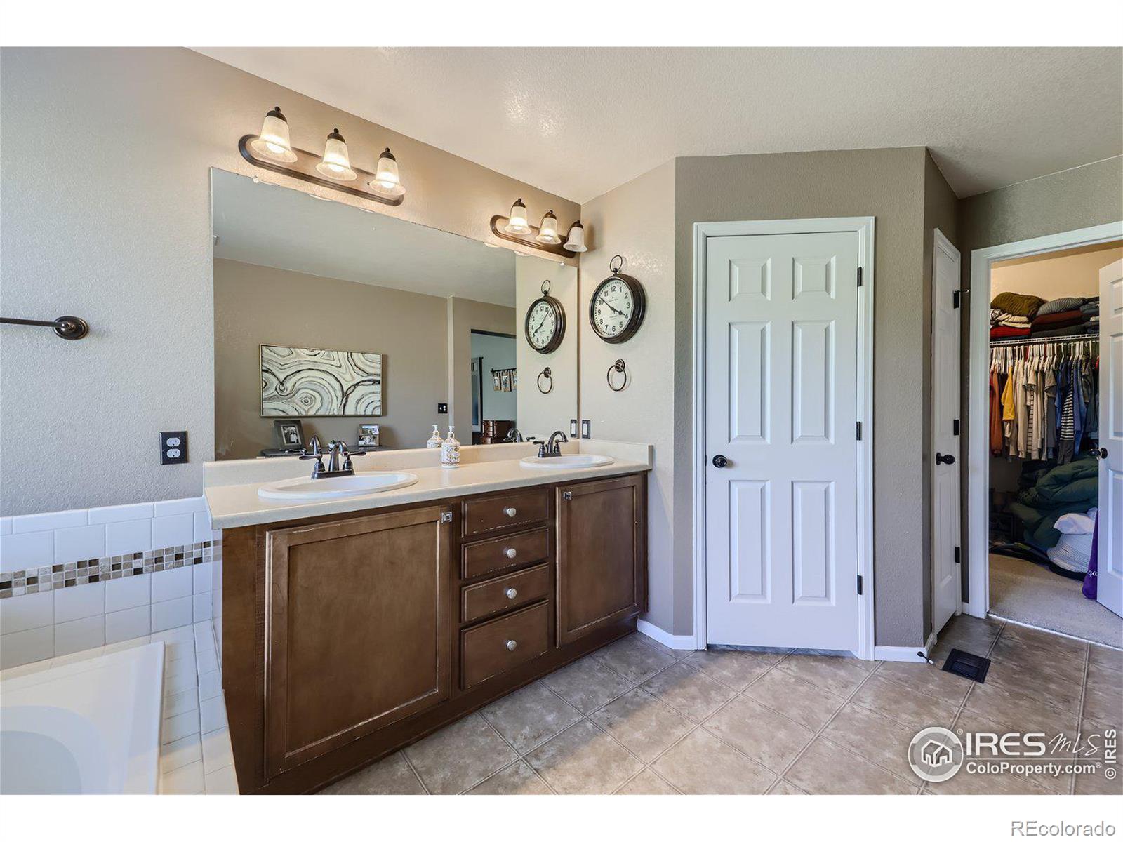 MLS Image #18 for 8390  gardenia street,arvada, Colorado