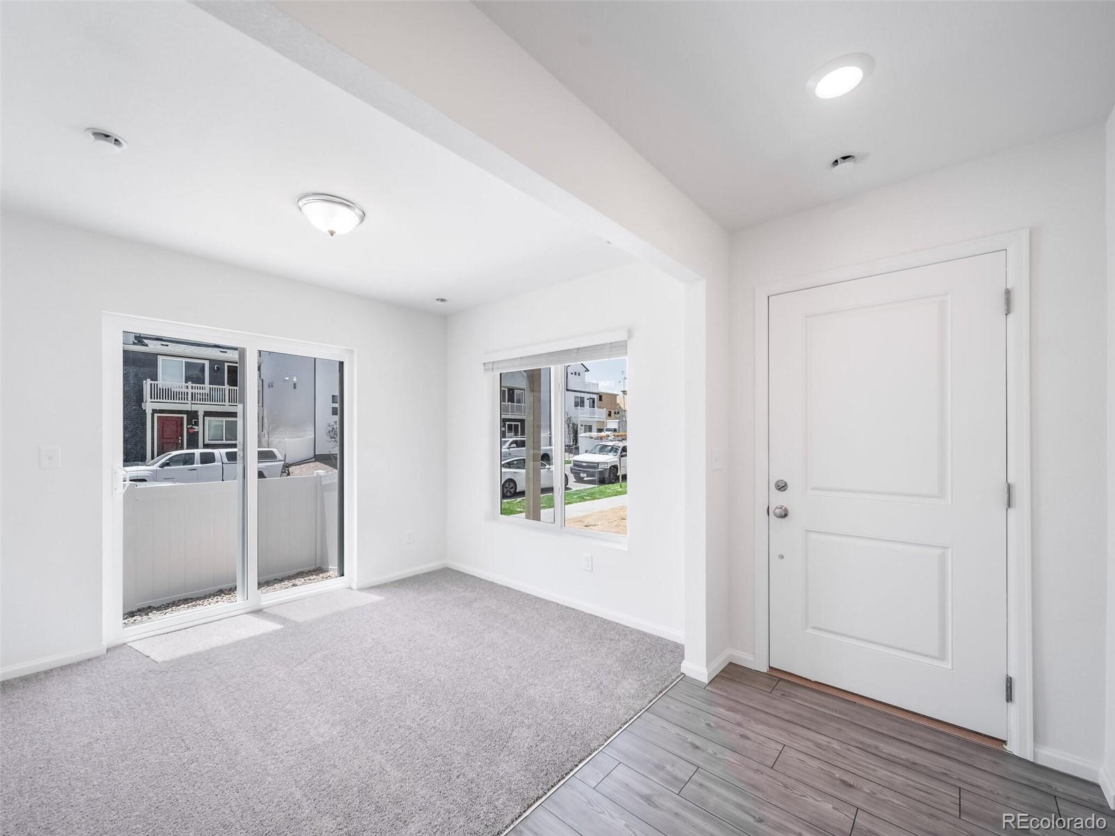 MLS Image #22 for 18127 e 51st place,denver, Colorado