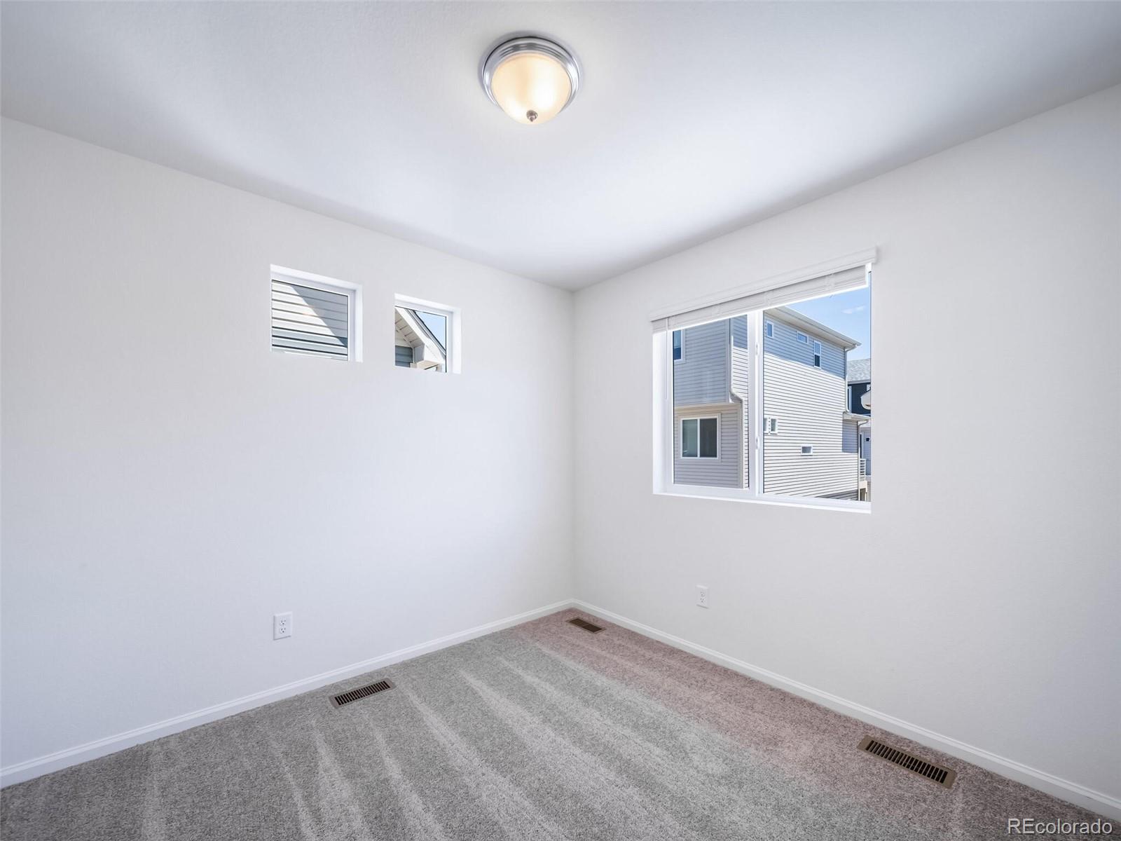 MLS Image #31 for 18127 e 51st place,denver, Colorado