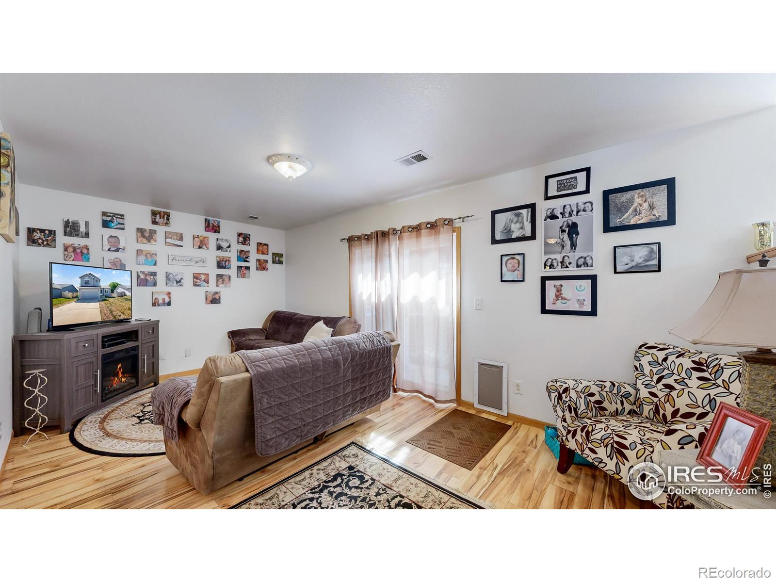 MLS Image #14 for 3221  dickson court,evans, Colorado