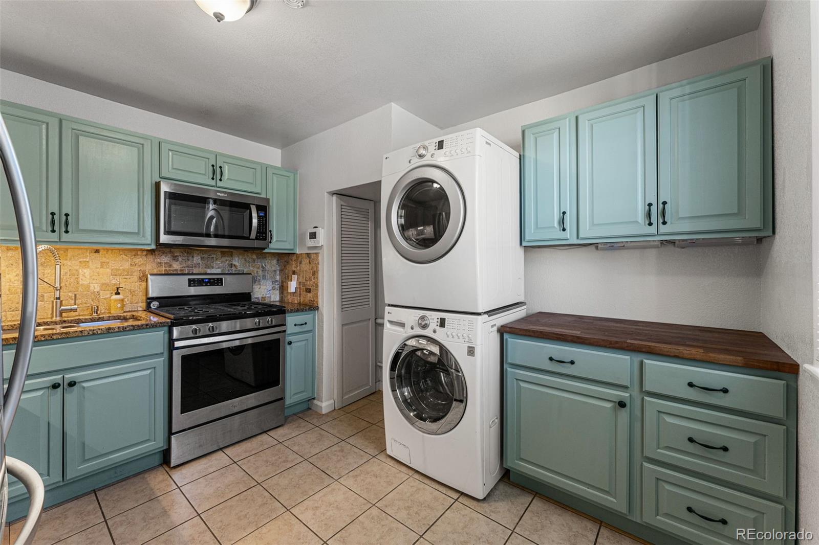 MLS Image #11 for 3883 w walsh place,denver, Colorado