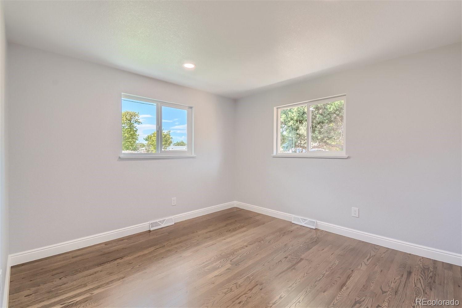 MLS Image #14 for 14032 e 32nd place,aurora, Colorado