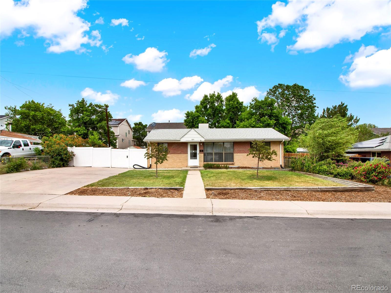 MLS Image #2 for 9191  aspen drive,thornton, Colorado