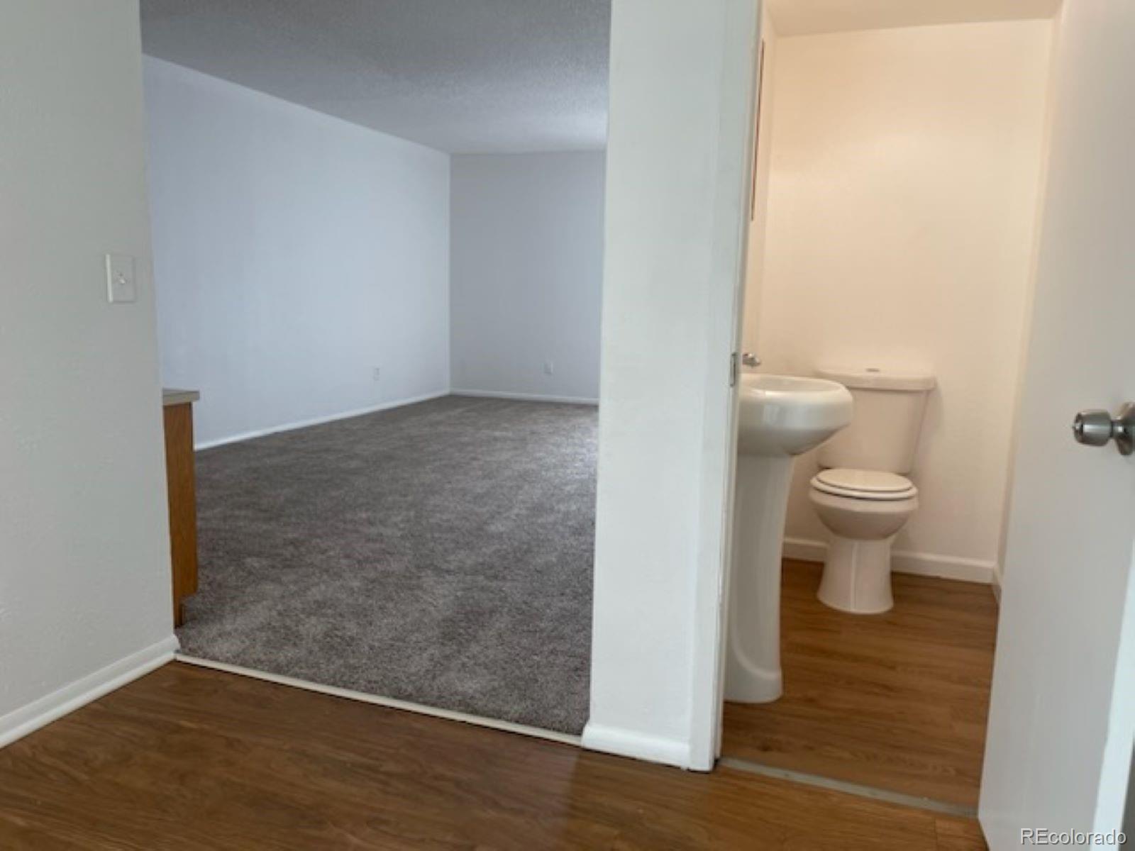 MLS Image #8 for 912 s peoria street ,aurora, Colorado