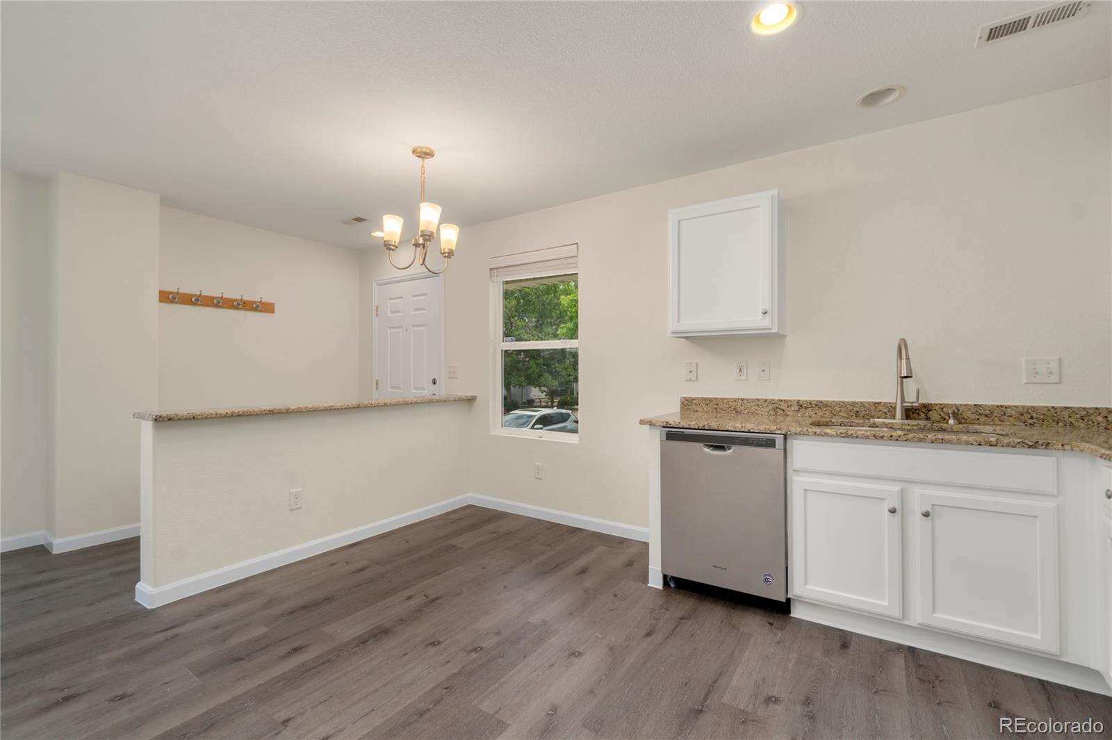 MLS Image #6 for 7745 s kittredge court,englewood, Colorado