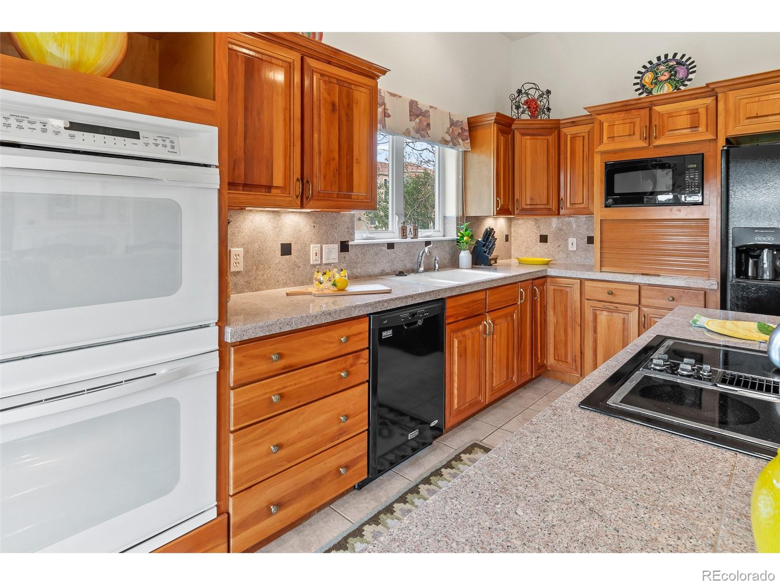 MLS Image #5 for 280  pisano heights,colorado springs, Colorado