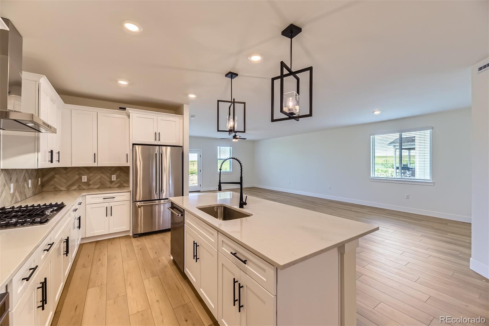 MLS Image #5 for 42986  colonial trail,elizabeth, Colorado