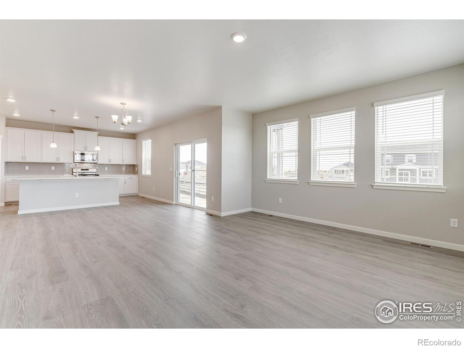 MLS Image #4 for 1072  clara view drive,berthoud, Colorado