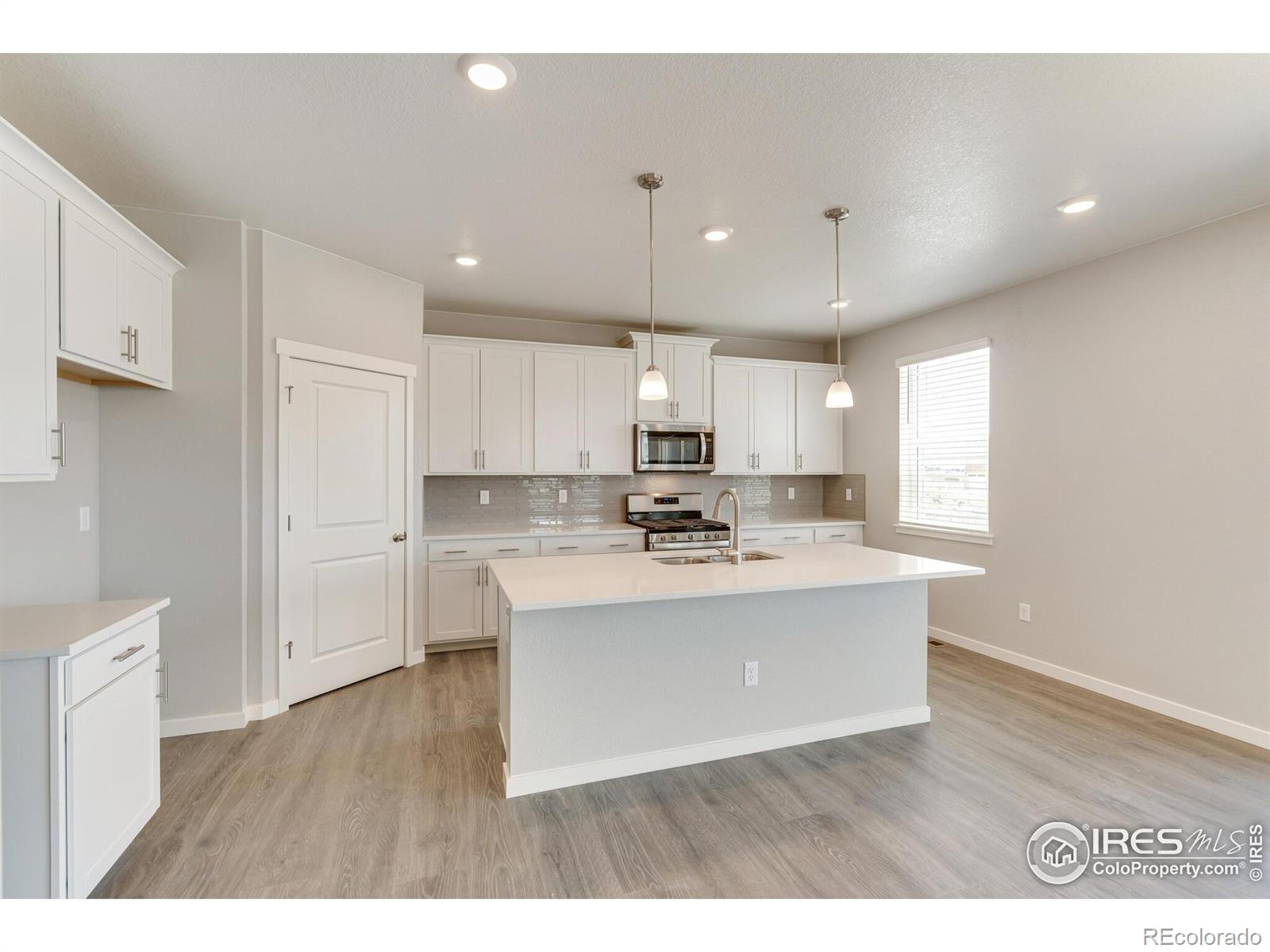 MLS Image #6 for 1072  clara view drive,berthoud, Colorado