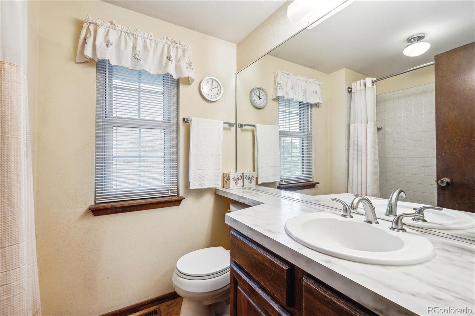 MLS Image #26 for 2421 w kettle circle,littleton, Colorado