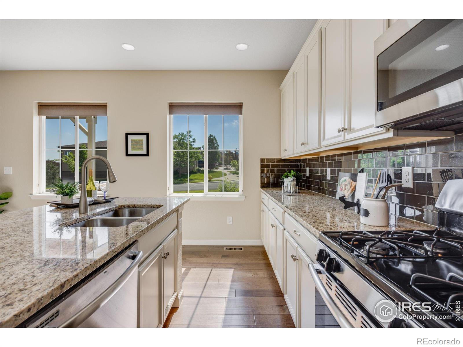 MLS Image #12 for 10821 n montane drive,broomfield, Colorado