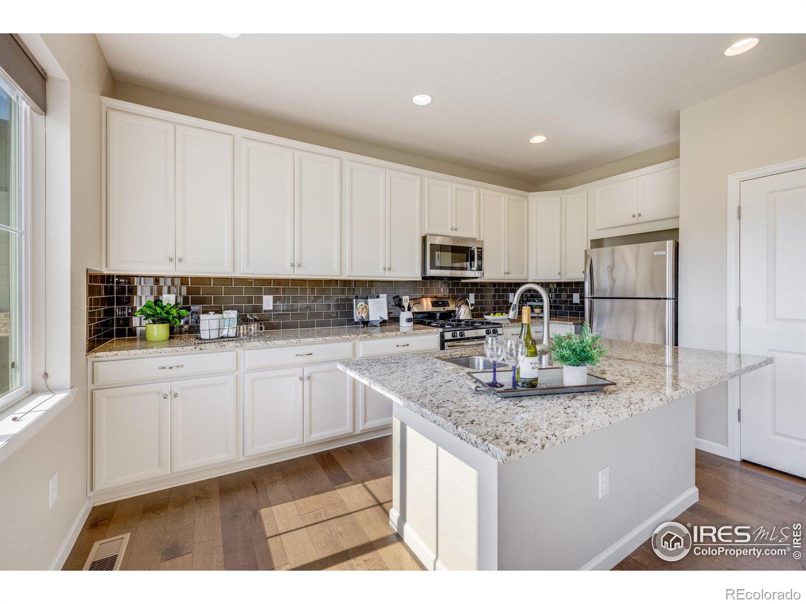 MLS Image #9 for 10821 n montane drive,broomfield, Colorado