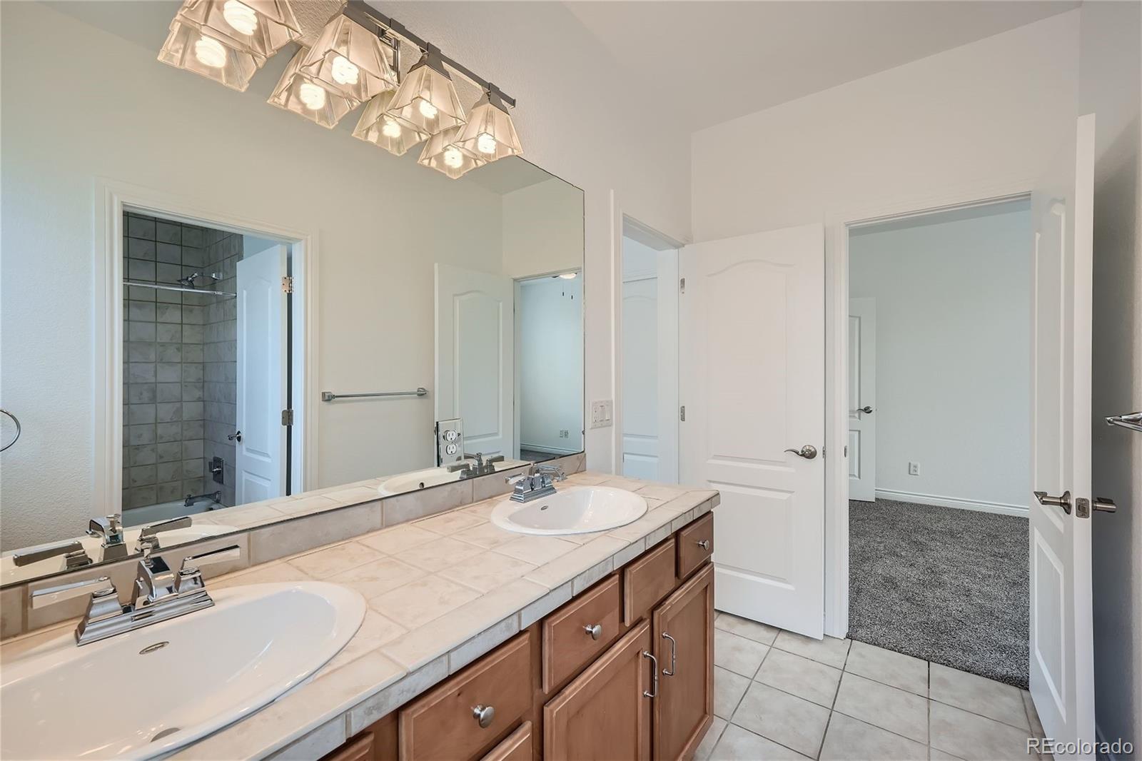 MLS Image #19 for 2925  alton court,denver, Colorado