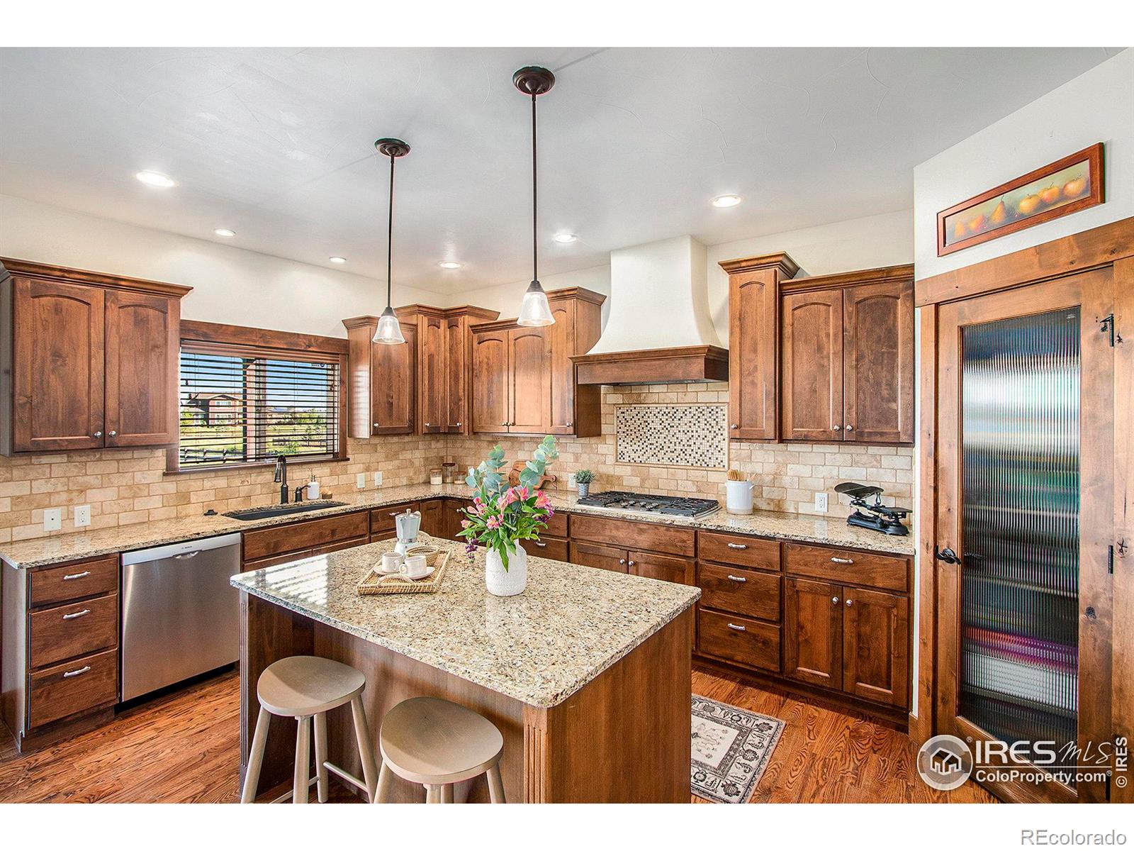 MLS Image #9 for 3072  majestic view drive,timnath, Colorado