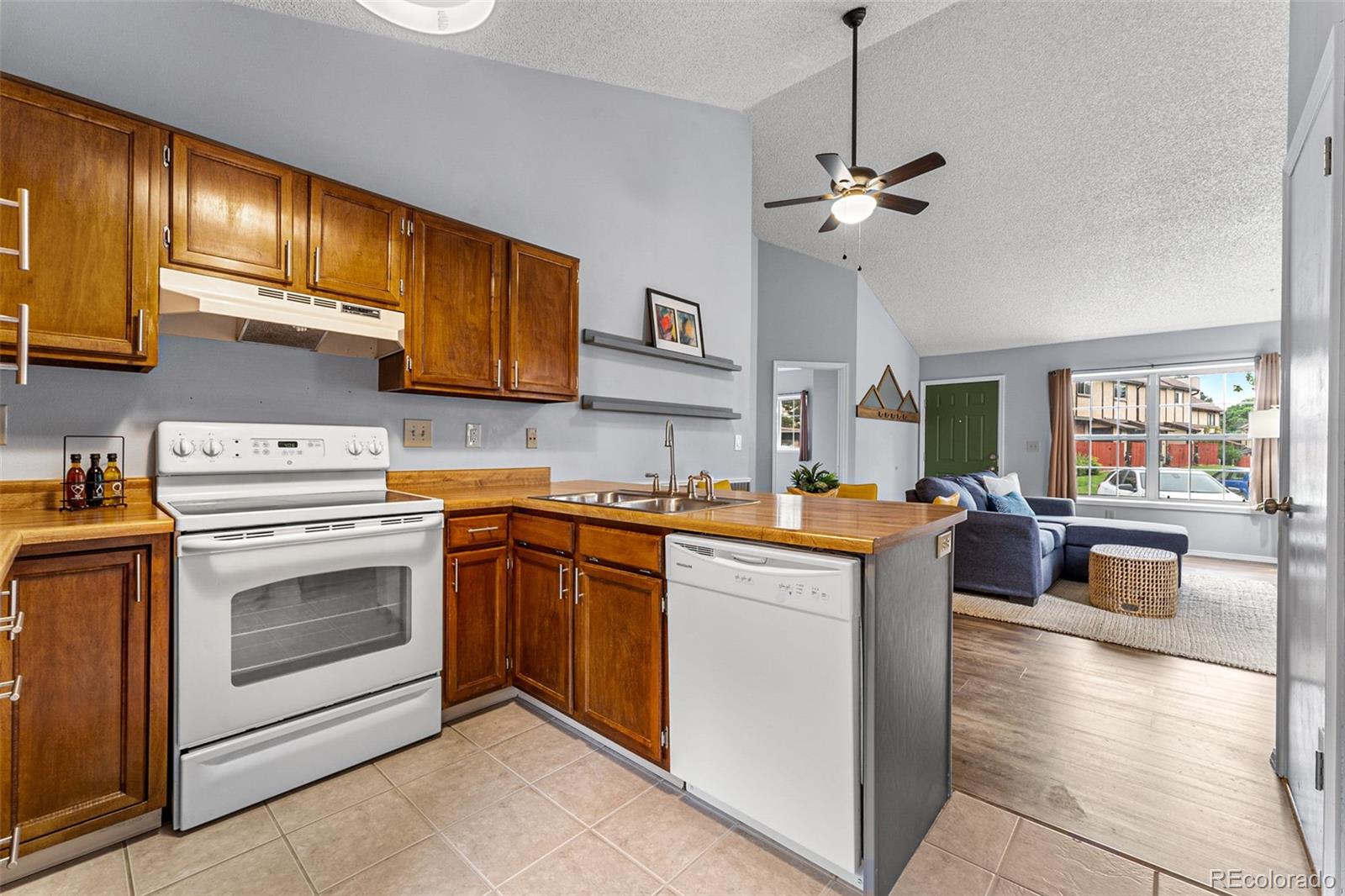 MLS Image #12 for 1644  maitland court,colorado springs, Colorado