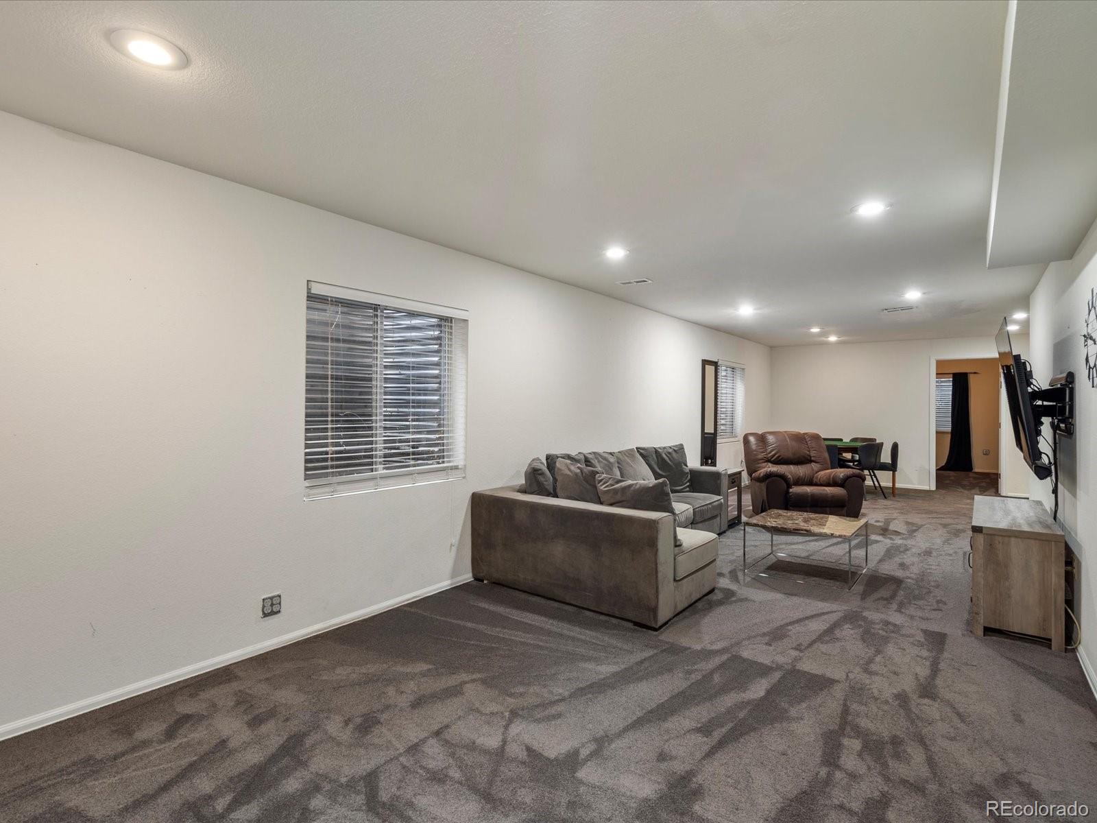 MLS Image #25 for 320 s poplar street,denver, Colorado