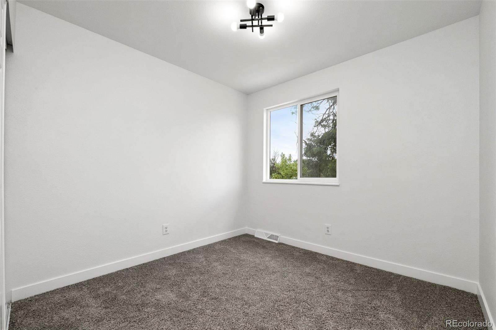 MLS Image #26 for 4794 s ouray street,aurora, Colorado