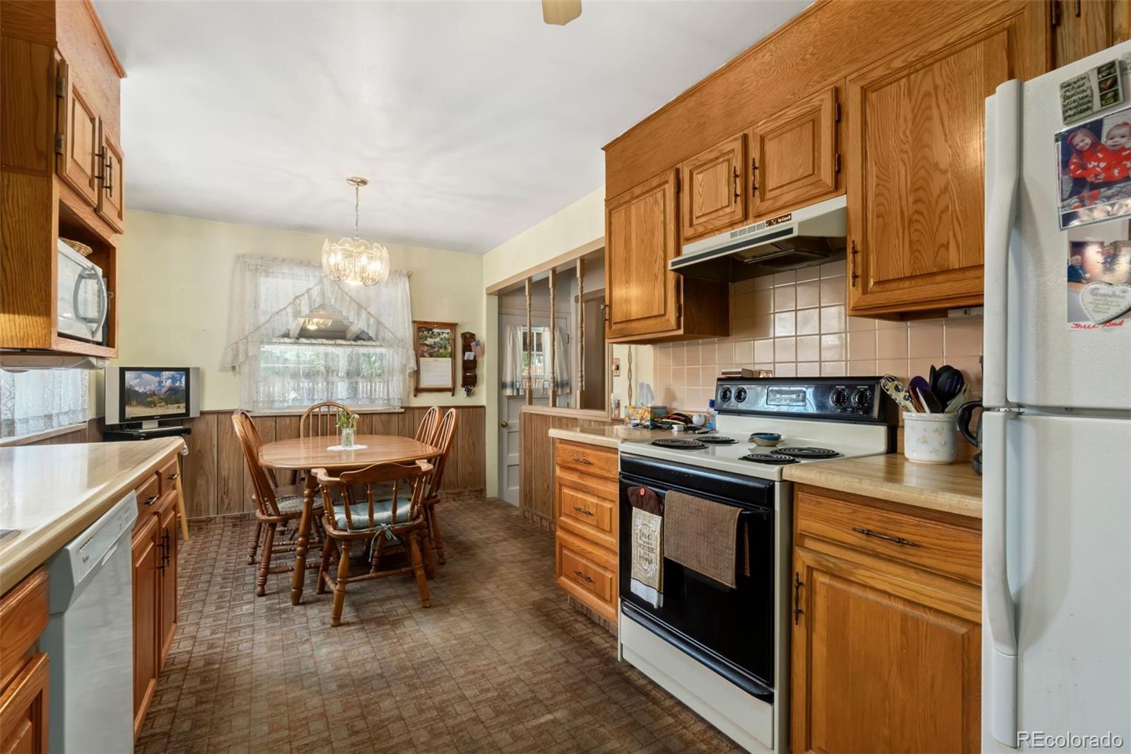 MLS Image #8 for 8471  dawson drive,denver, Colorado