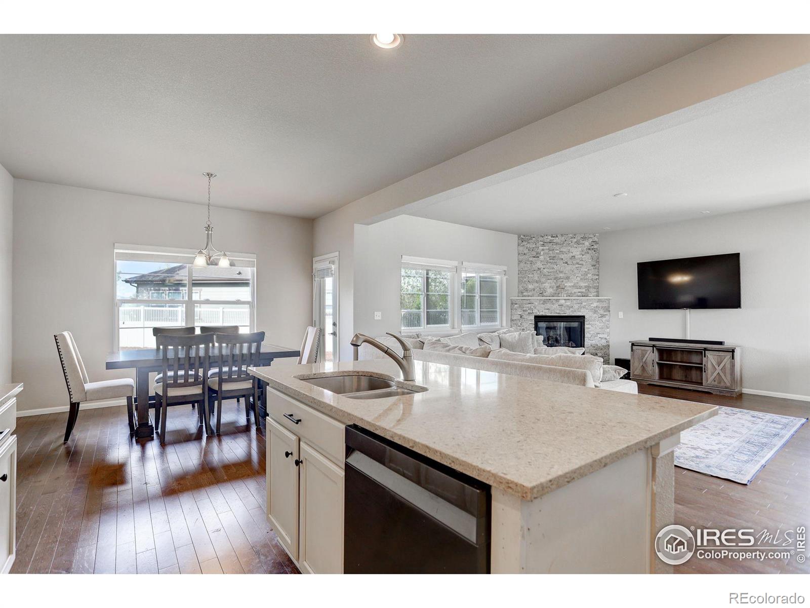 MLS Image #6 for 1329  bluemoon drive,longmont, Colorado