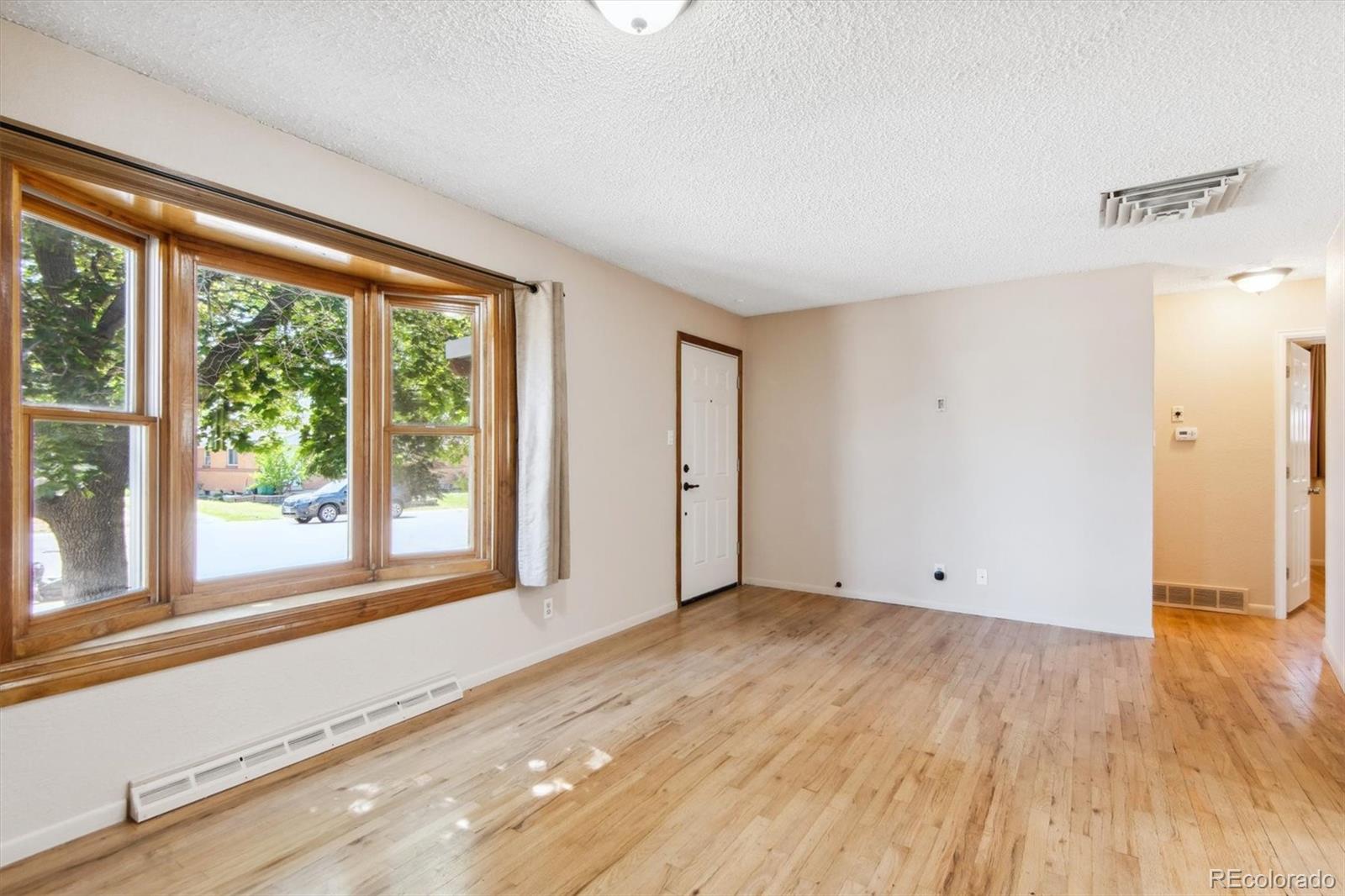 MLS Image #3 for 7829  tejon street,denver, Colorado