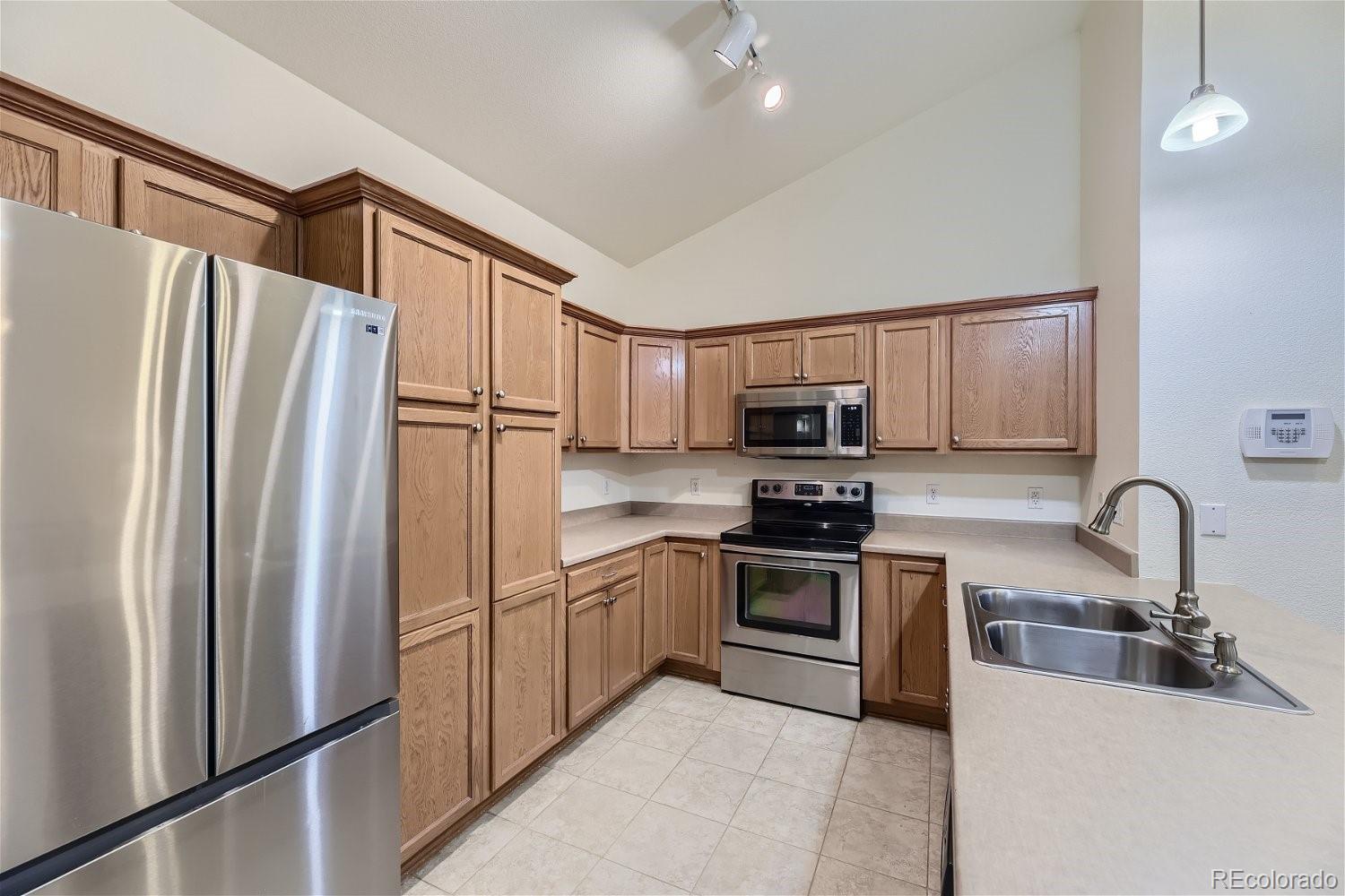 MLS Image #2 for 8808 s kipling way,littleton, Colorado