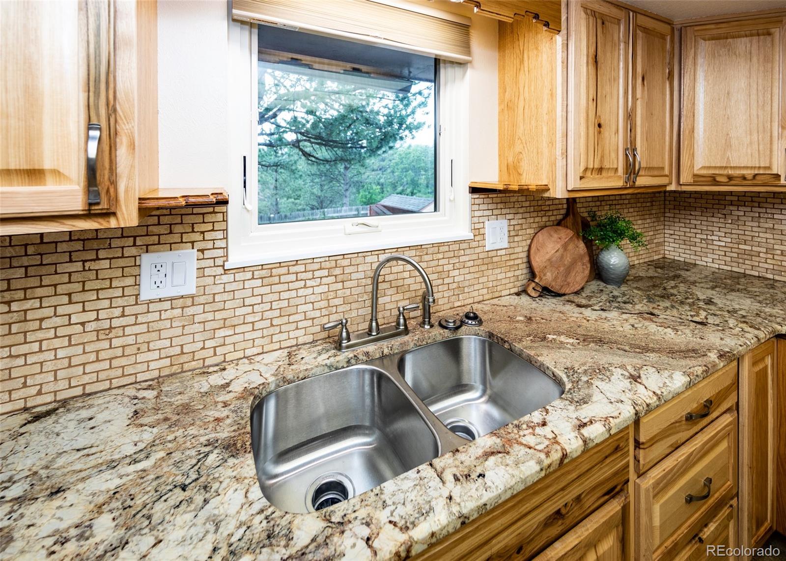 MLS Image #16 for 181  dolomite drive,colorado springs, Colorado