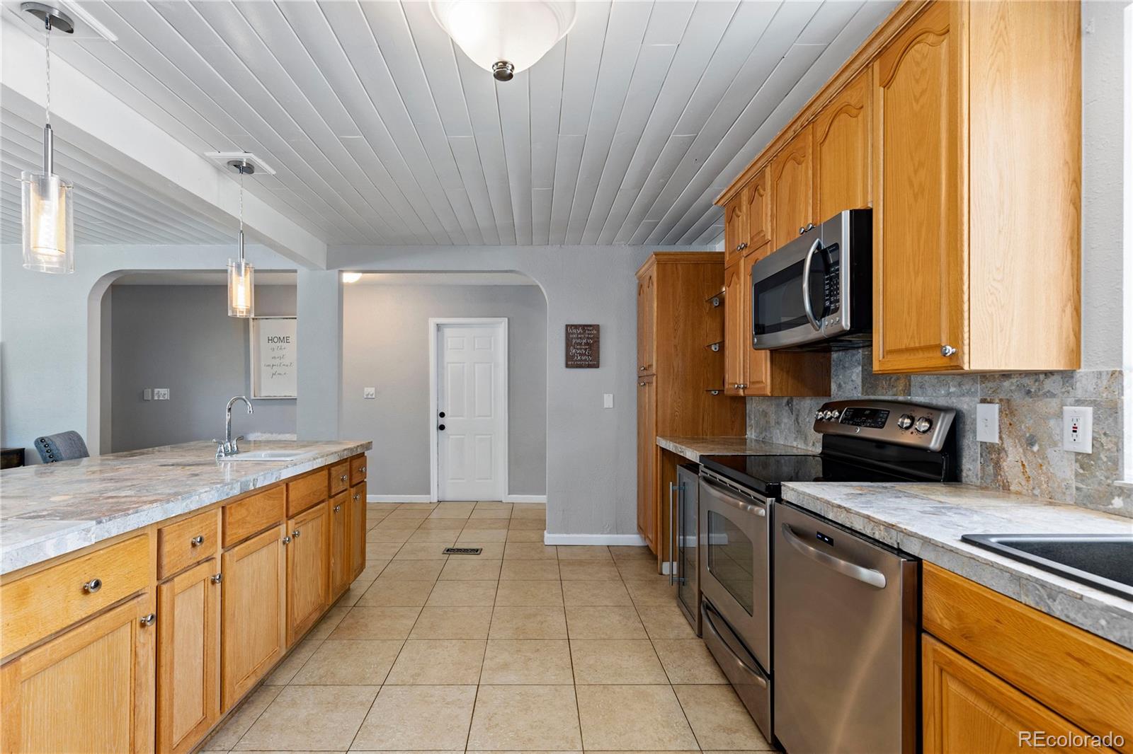 MLS Image #9 for 853 s chestnut street,elizabeth, Colorado