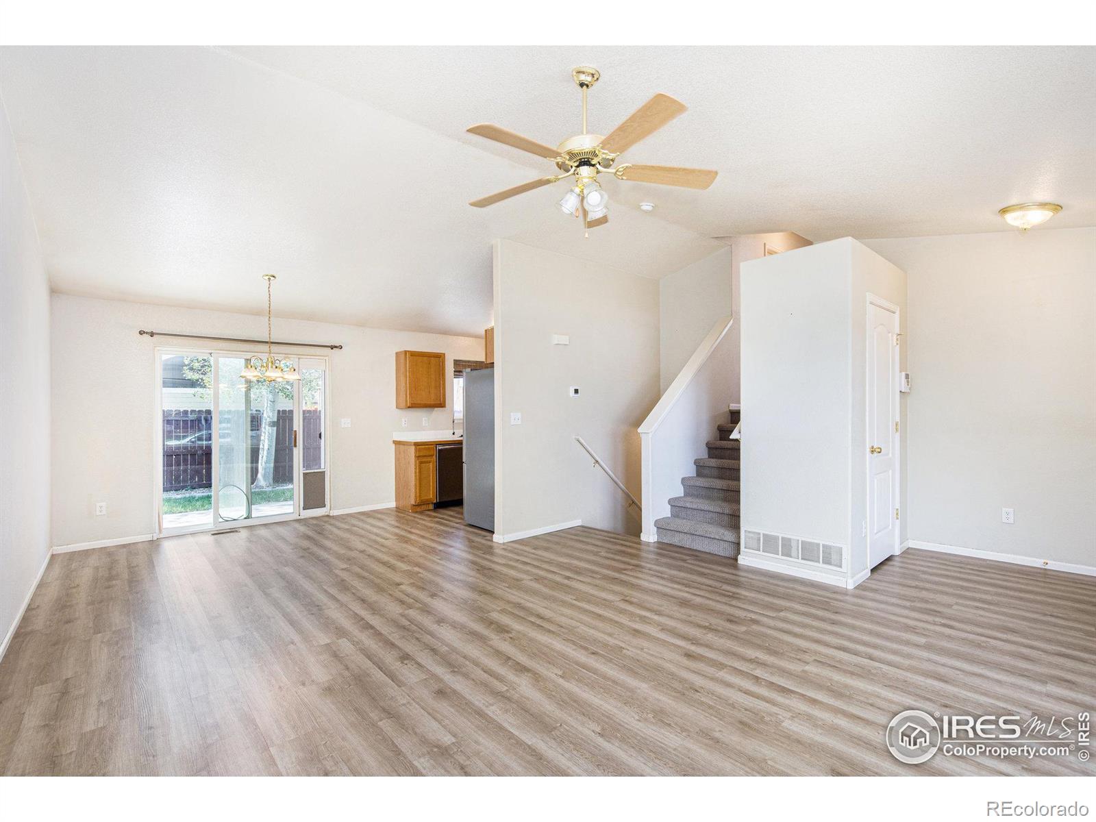 MLS Image #4 for 824 e 20th street lane,greeley, Colorado