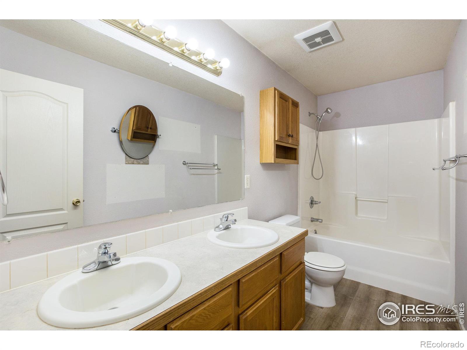 MLS Image #9 for 824 e 20th street lane,greeley, Colorado