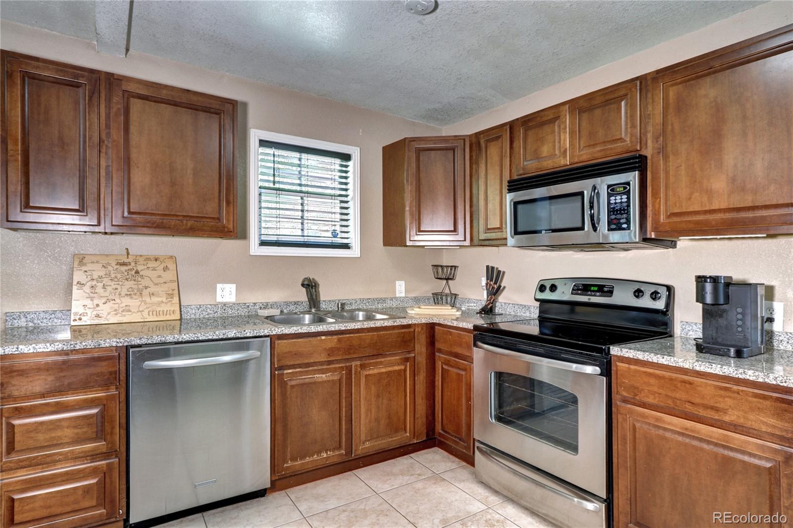 MLS Image #10 for 1748  elmira street,aurora, Colorado