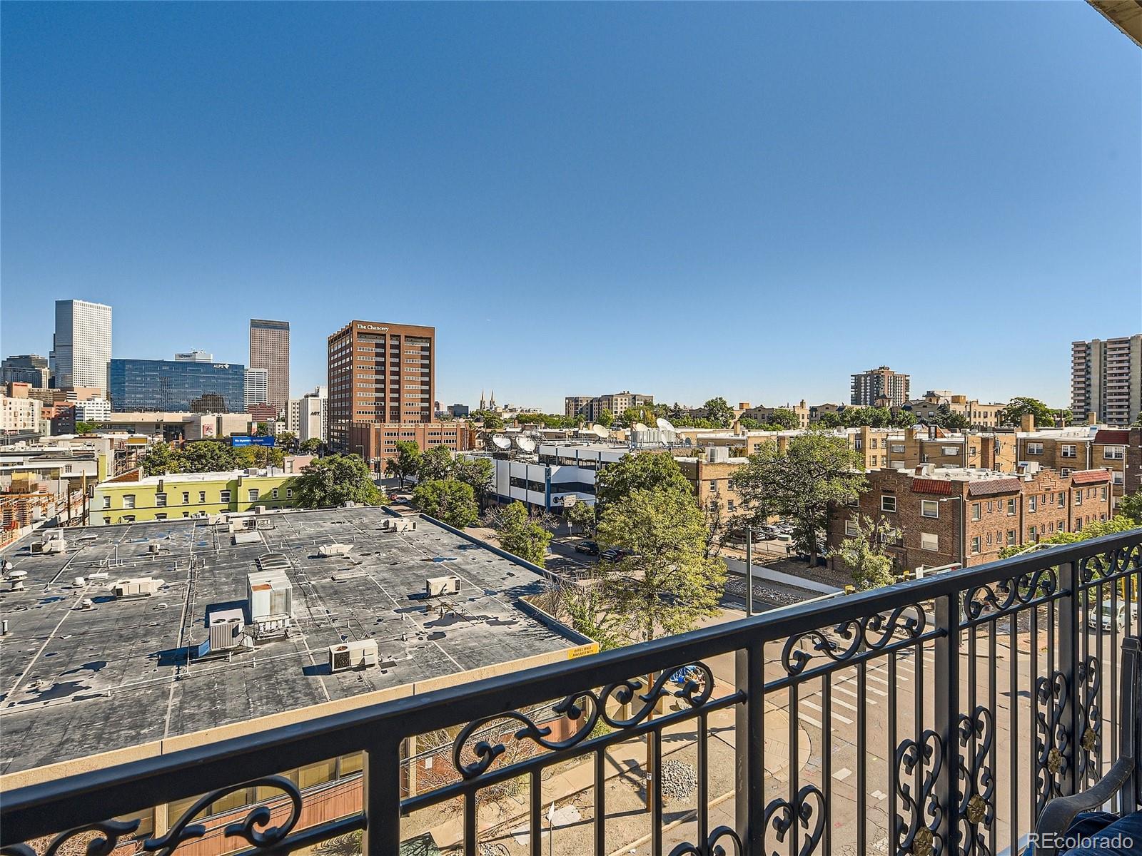 MLS Image #27 for 975 n lincoln street,denver, Colorado