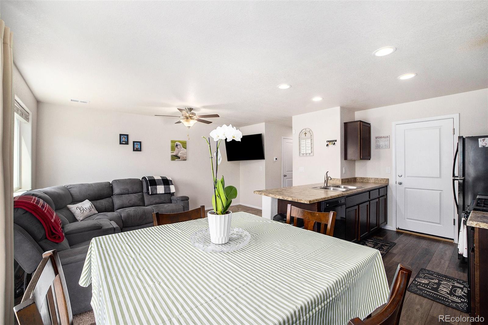 MLS Image #9 for 47342  iris avenue,bennett, Colorado