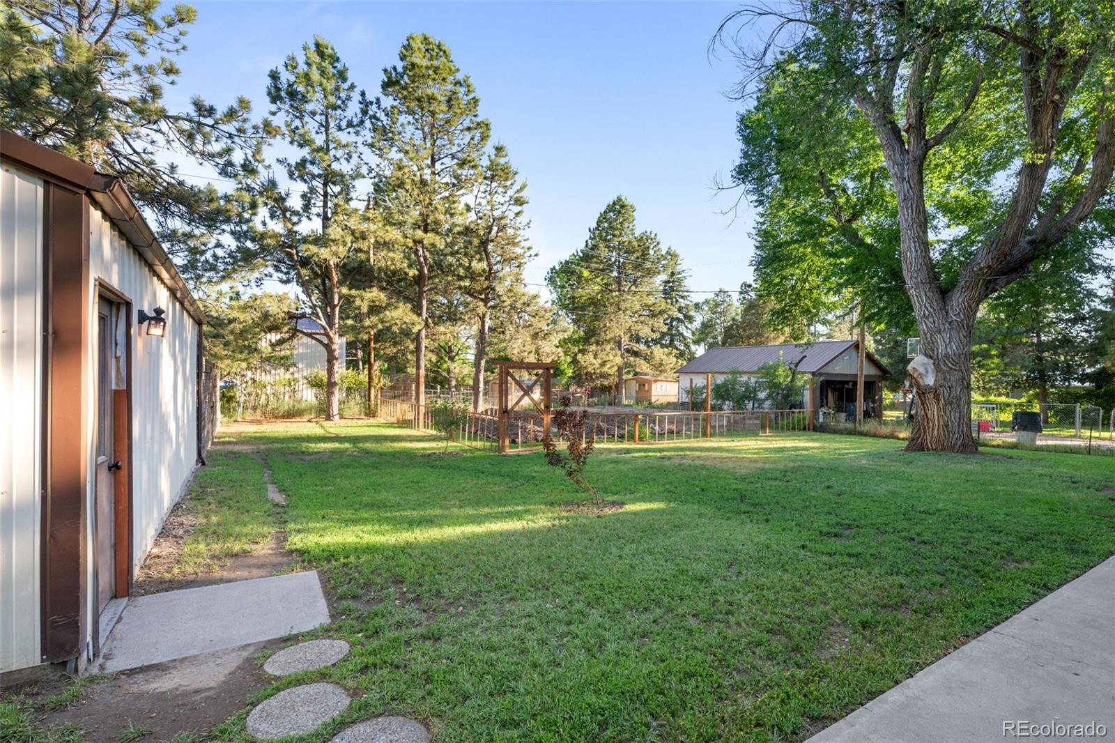 MLS Image #36 for 422  comanche street,kiowa, Colorado