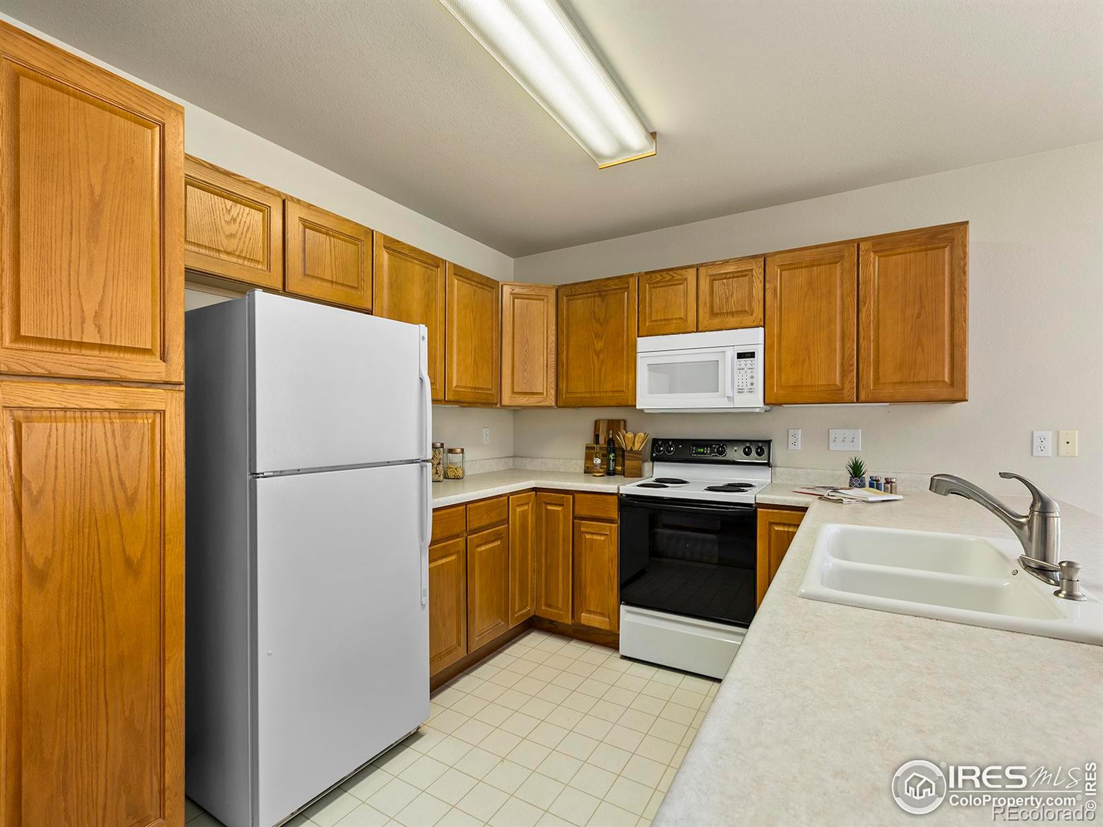 MLS Image #13 for 2407  waverly drive,loveland, Colorado