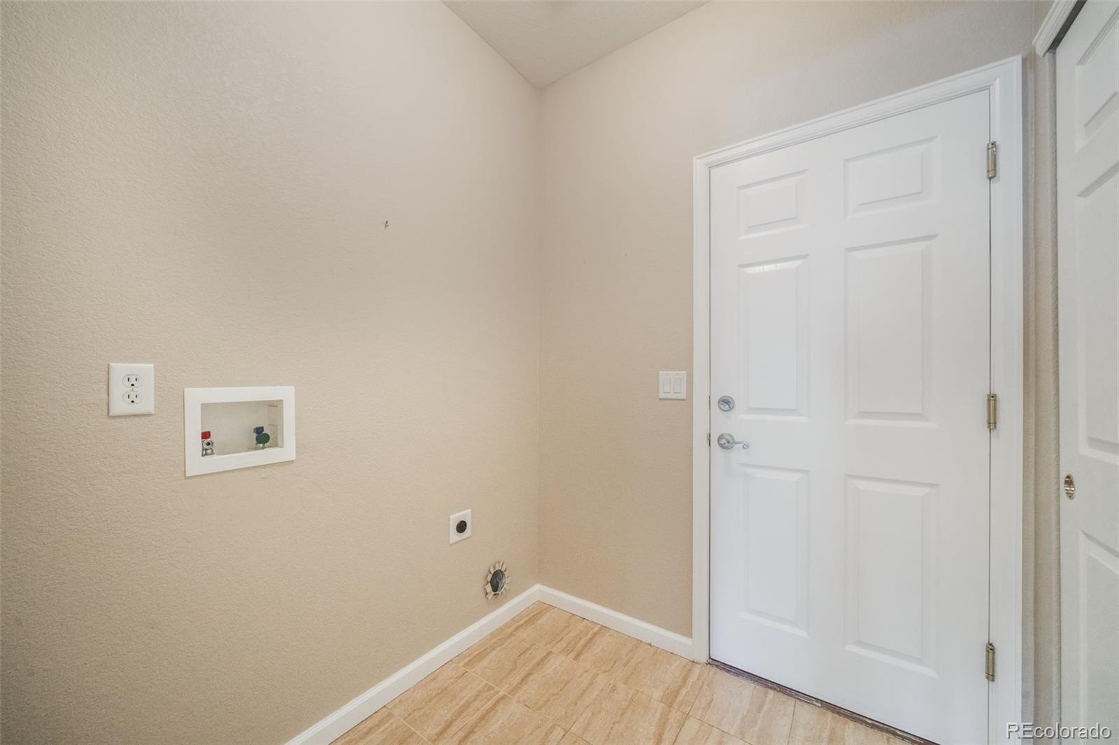 MLS Image #16 for 4608  asbury drive,castle rock, Colorado