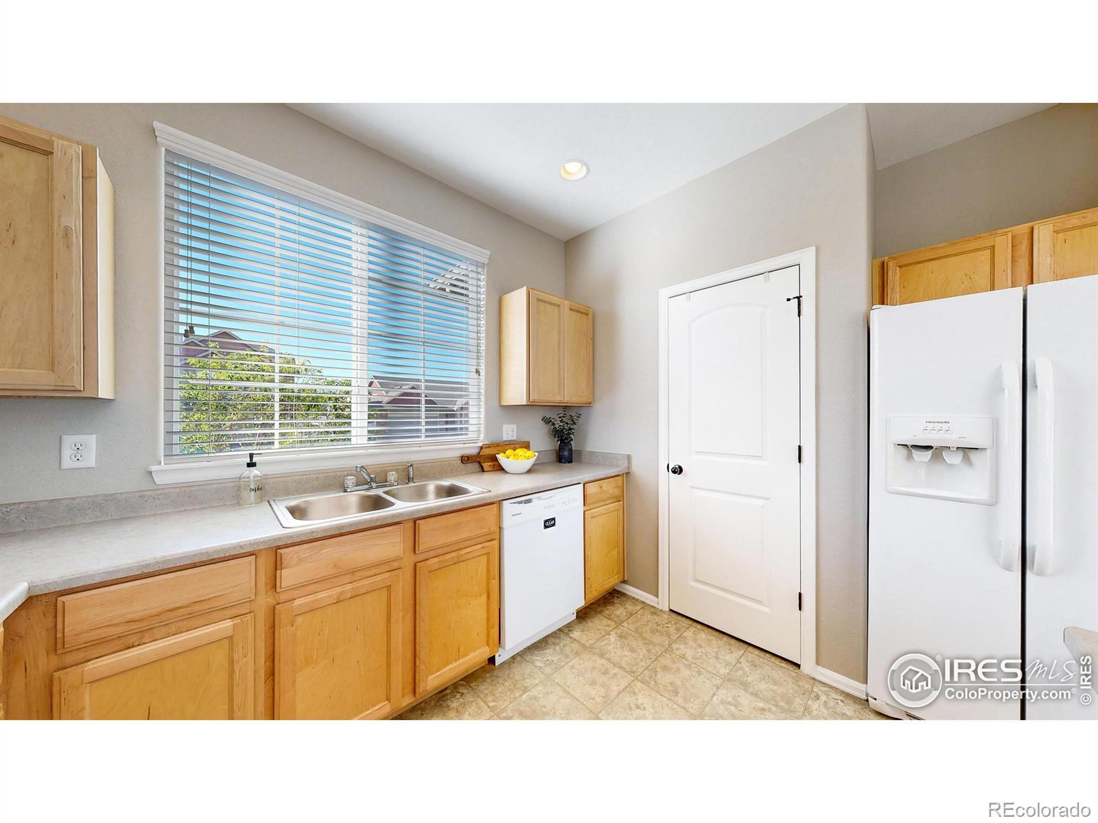 MLS Image #2 for 1012  cherrybrook drive,windsor, Colorado