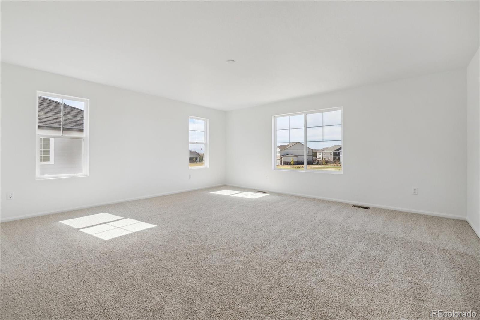 MLS Image #17 for 27665 e byers place,aurora, Colorado