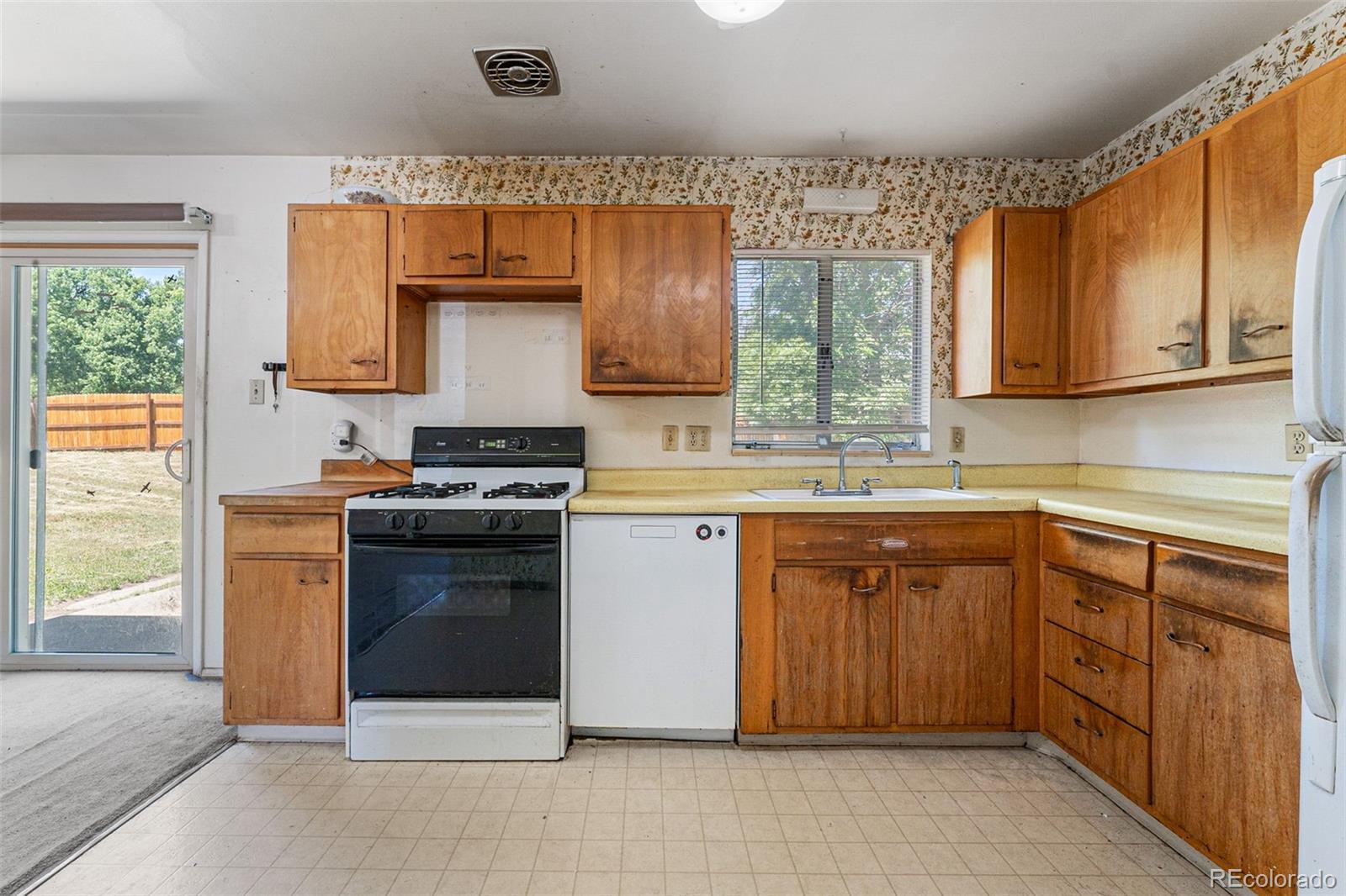 MLS Image #13 for 793 s union boulevard,lakewood, Colorado