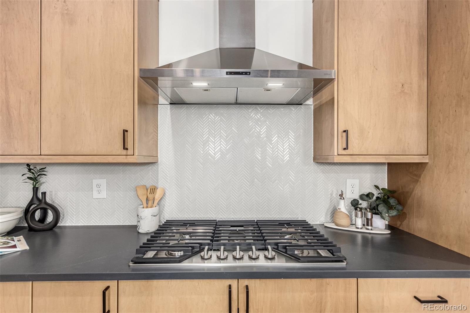 MLS Image #9 for 5584  moosehead circle,longmont, Colorado
