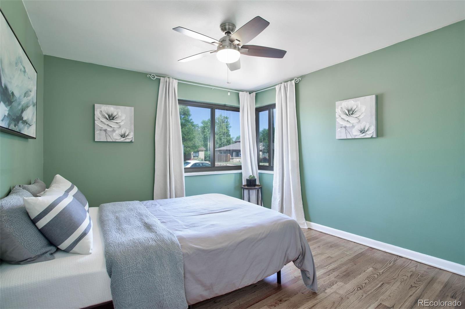 MLS Image #10 for 2230  roslyn street,denver, Colorado