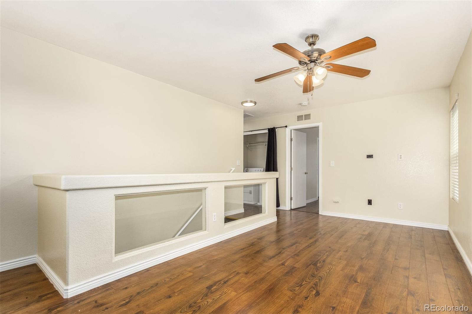 MLS Image #13 for 21426 e 55th place,denver, Colorado